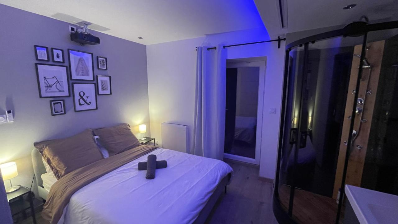 Bienvenue Chez Vous "Appartement Classe 2 Etoiles En Rdc Avec Espace Exterieur Et Parking" Dole Exteriör bild
